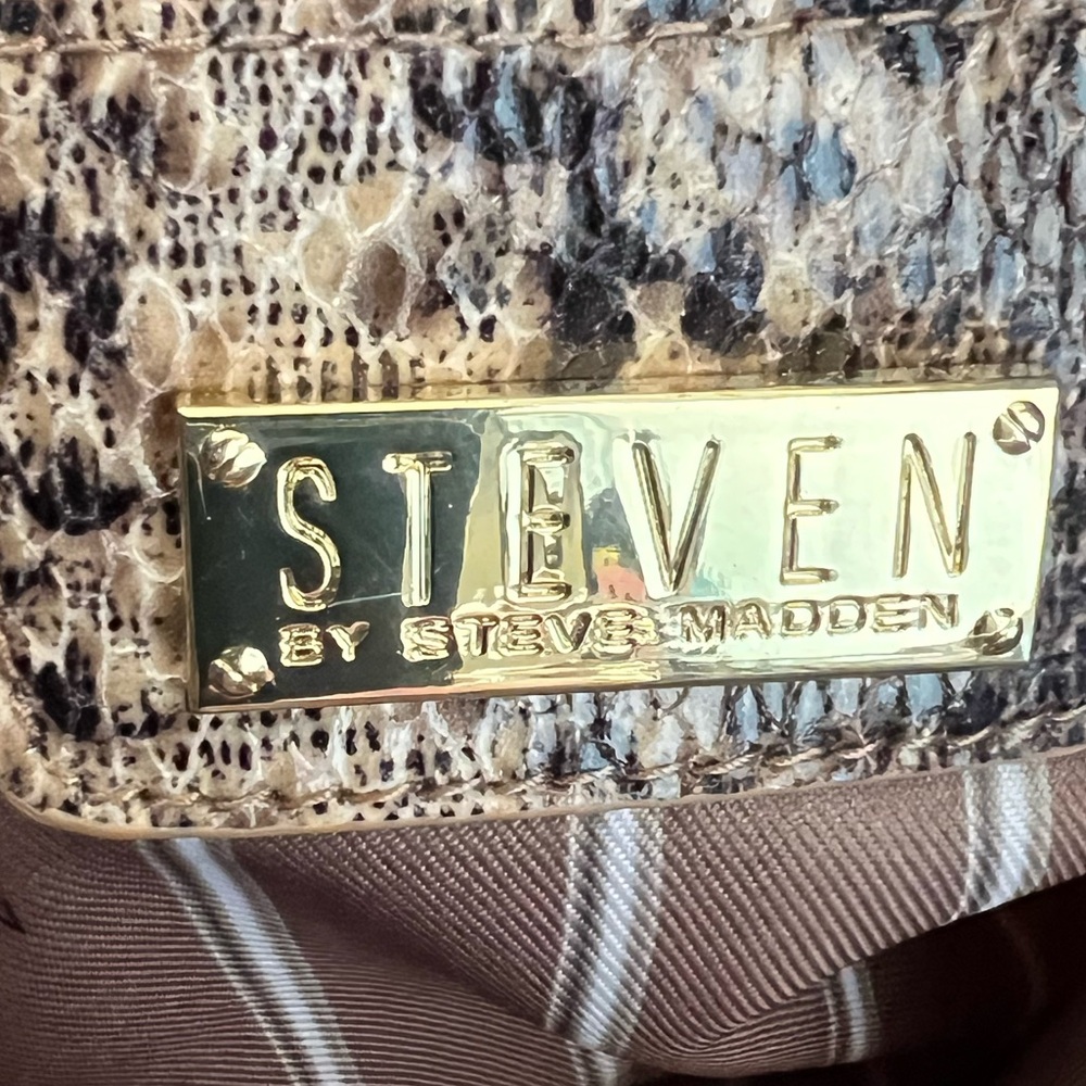 Steven By Steve Madden Vegan Python Snakeskin Lar… - image 8